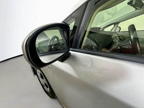Used 2012 Toyota Prius Three FWD image 37