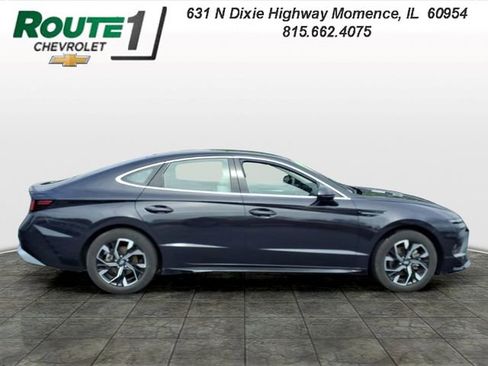 Used 2025 Hyundai Sonata SEL FWD image 3
