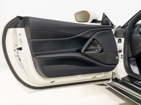 Certified 2021 Ferrari 812 GTS image 26