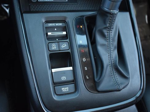 Used 2025 Honda CR-V EX-L image 10