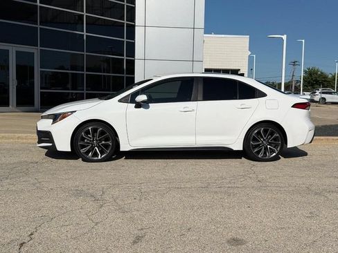 Used 2022 Toyota Corolla SE FWD image 6