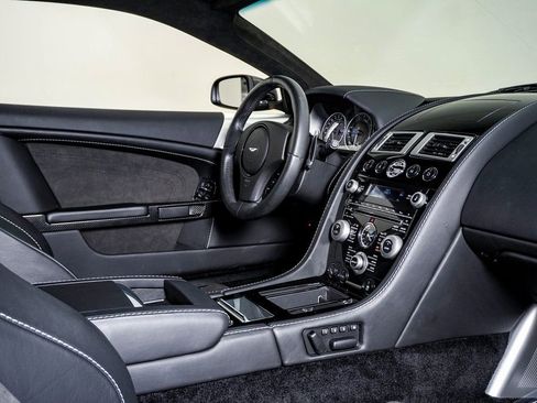 Used 2009 Aston Martin DBS Coupe image 16