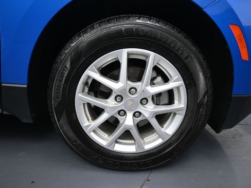 Used 2024 Chevrolet Equinox LT AWD/4WD image 5