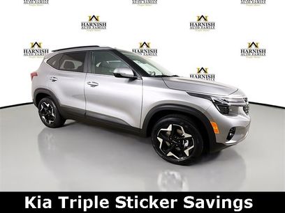 New 2025 Kia Seltos EX w/ EX Sunroof Package