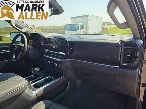 Used 2026 GMC Sierra 1500 SLT w/ SLT Premium Package AWD/4WD image 29