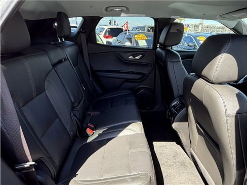 Used 2019 Chevrolet Blazer LT w/ Sound & Technology Package FWD image 30