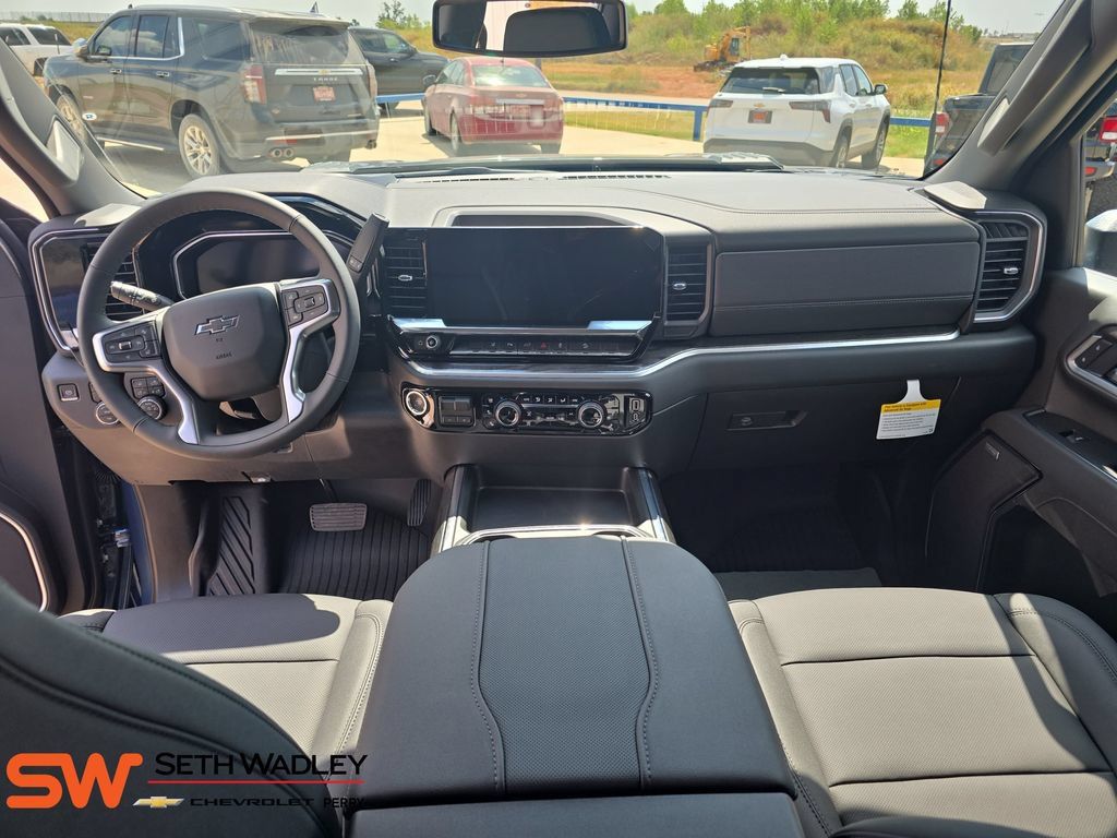 New 2026 Chevrolet Silverado 2500 LTZ w/ LTZ Plus Package AWD/4WD image 9