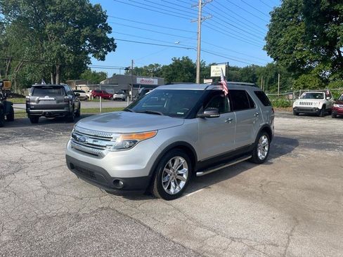 Used 2011 Ford Explorer XLT w/ 201A Rapid Spec Order Code FWD image 1