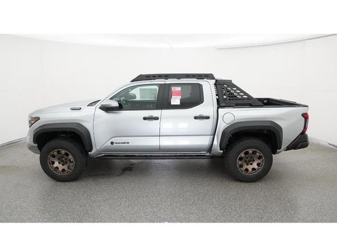 New 2025 Toyota Tacoma 4x4 Double Cab Hybrid image 3