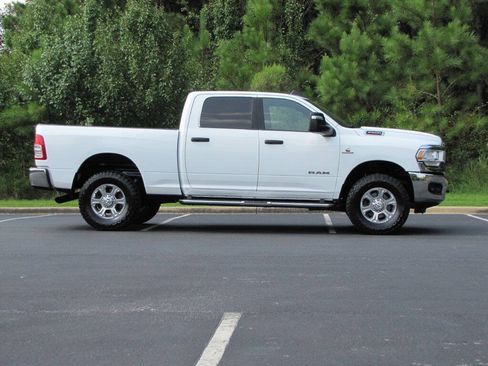 Used 2023 RAM 2500 Big Horn w/ Level 1 Equipment Group AWD/4WD image 4