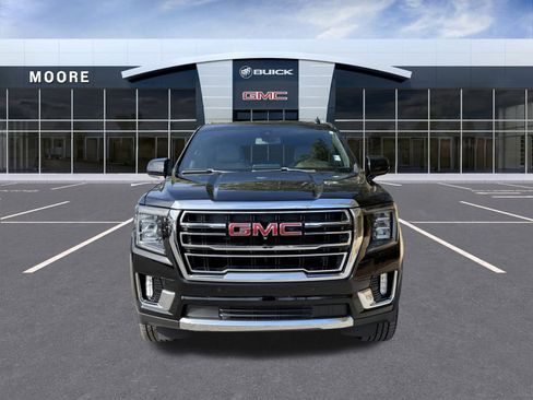 Used 2021 GMC Yukon SLT w/ SLT Premium Package image 3