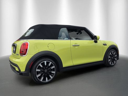 Used 2022 MINI Cooper Convertible w/ Driver Assistance Package FWD image 7