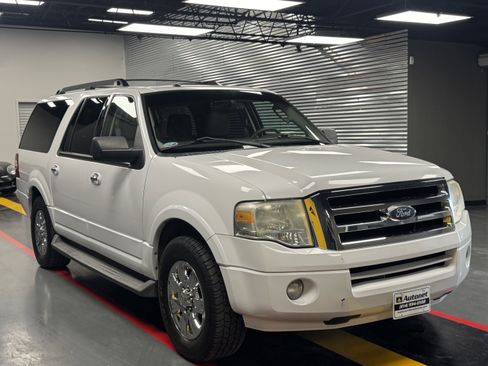 Used 2011 Ford Expedition EL XLT image 7