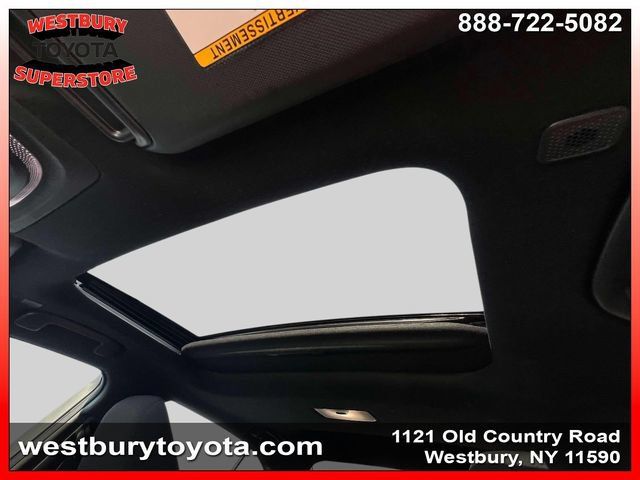 Used 2024 Toyota Corolla SE w/ SE Premium Package FWD image 34