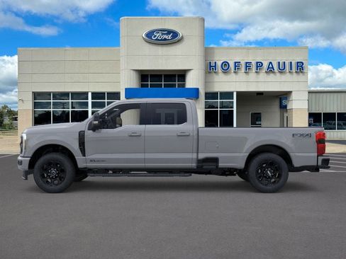 New 2026 Ford F350 Lariat w/ Black Appearance Package image 3