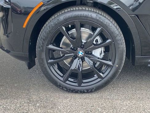 New 2025 BMW X7 xDrive40i w/ M Sport Package image 10