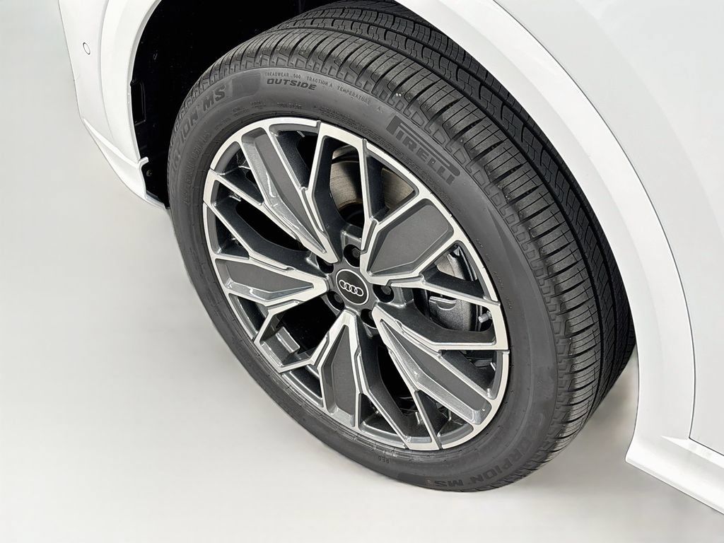 New 2026 Audi Q5 Premium Plus AWD/4WD image 24
