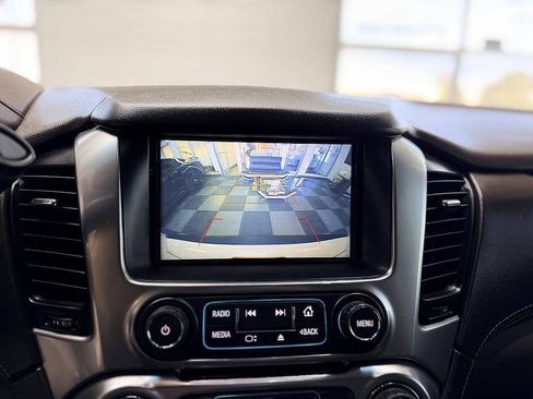 Used 2019 Chevrolet Suburban LT w/ Max Trailering Package AWD/4WD image 12