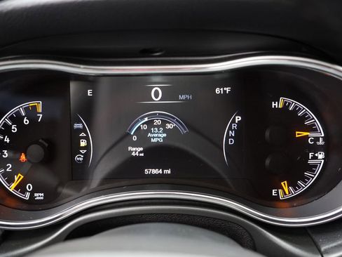 Certified 2022 Jeep Grand Cherokee Laredo X image 34