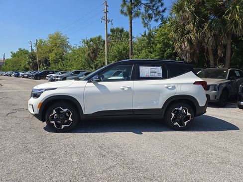 New 2026 Kia Seltos S FWD image 5