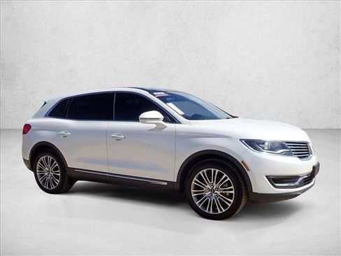 Used 2016 Lincoln MKX Reserve w/ Climate Package AWD/4WD image 6