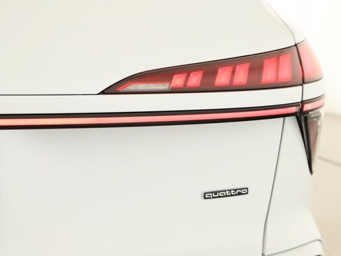 New 2026 Audi Q3 quattro 2.0T AWD/4WD image 31