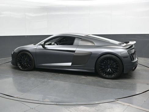 Used 2017 Audi R8 V10 plus AWD/4WD image 10