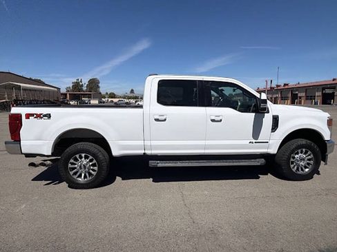 Used 2022 Ford F250 Lariat w/ Lariat Value Package AWD/4WD image 9