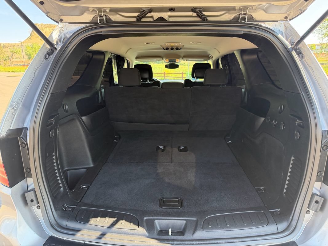 Used 2019 Dodge Durango SXT w/ Trailer Tow Group IV AWD/4WD image 16