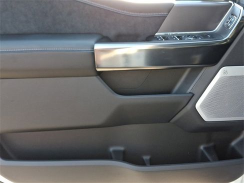 New 2026 Ford F250 Platinum w/ Tremor Off-Road Package image 8