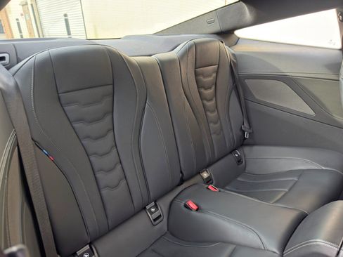 Used 2024 BMW 840i Coupe w/ M Sport Professional Package RWD image 39