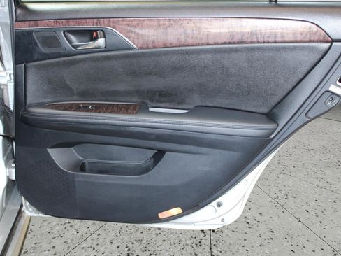 Used 2011 Toyota Avalon FWD image 37