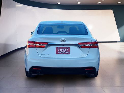 Used 2013 Toyota Avalon XLE Premium image 4