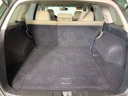 Used 2010 Subaru Outback 2.5i Premium image 24