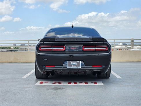 Used 2021 Dodge Challenger SRT Hellcat Redeye image 6