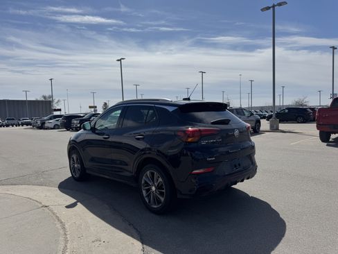 Used 2021 Buick Encore GX Essence w/ Advanced Technology Package image 4