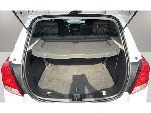 Used 2018 Chevrolet Trax LS FWD image 13