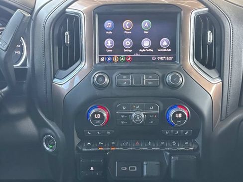 Used 2020 Chevrolet Silverado 1500 High Country w/ Technology Package AWD/4WD image 4