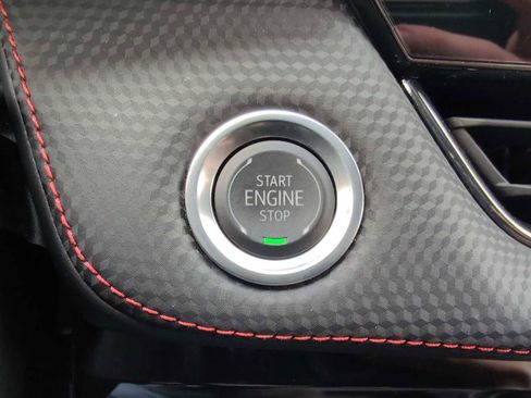 Used 2025 Chevrolet Equinox RS w/ Safety and Technology Package FWD image 17