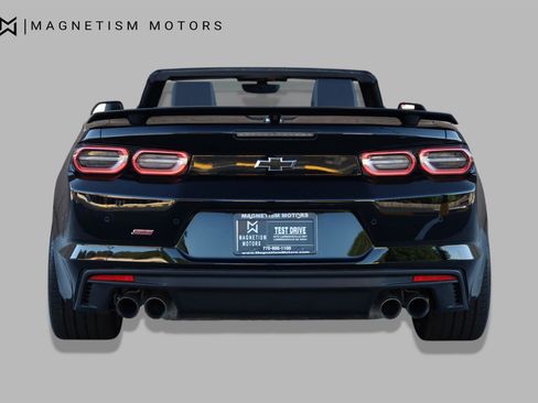 Used 2019 Chevrolet Camaro SS RWD image 14
