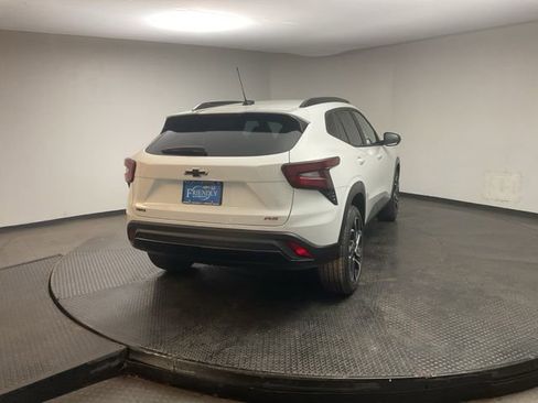 New 2026 Chevrolet Trax RS w/ Driver Confidence Package image 7