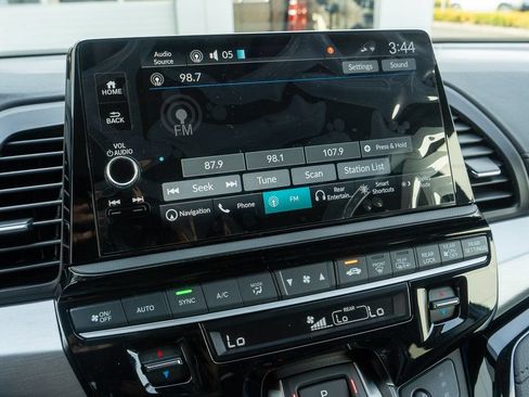 New 2026 Honda Odyssey Touring image 31