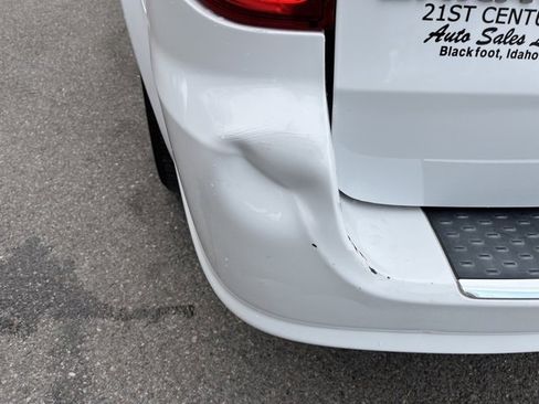 Used 2018 Dodge Grand Caravan SXT image 14