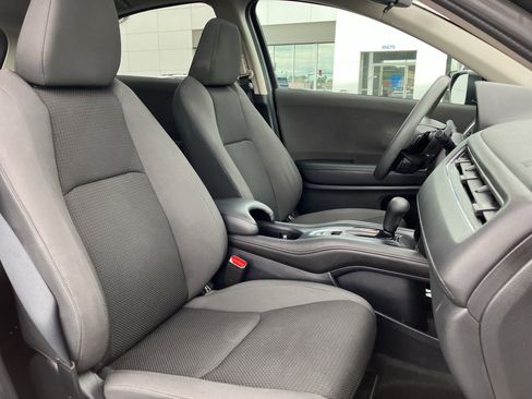 Used 2020 Honda HR-V EX image 32