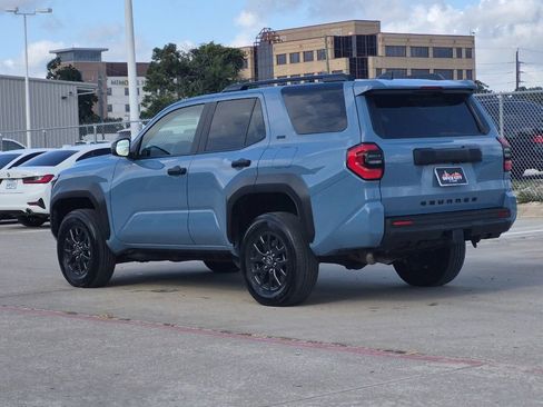 Certified 2026 Toyota 4Runner SR5 AWD/4WD image 4