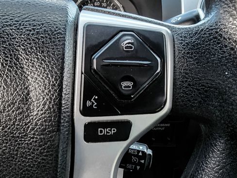 Used 2017 Toyota Tundra SR5 image 24