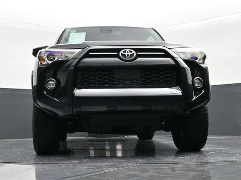 Used 2023 Toyota 4Runner SR5 image 27