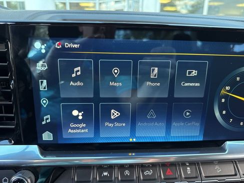 Used 2023 Chevrolet Silverado 1500 LT w/ Z71 Off-Road Package image 32