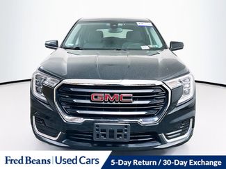 Used 2022 GMC Terrain SLE video 2