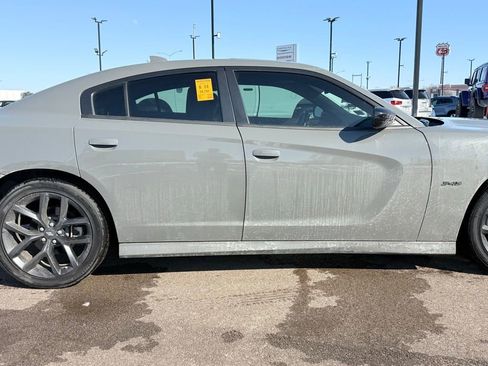 Used 2023 Dodge Charger R/T w/ Blacktop Package image 10